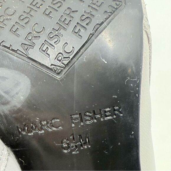 Marc Fisher GABBLE Sleek Gray Leather Side Zip Pointed Toe Block Heeled Boots - Picture 15 of 15